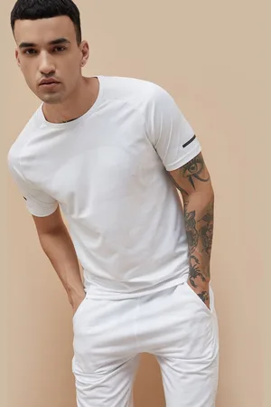 Lifestyle Men Solid Round Neck T-shirt