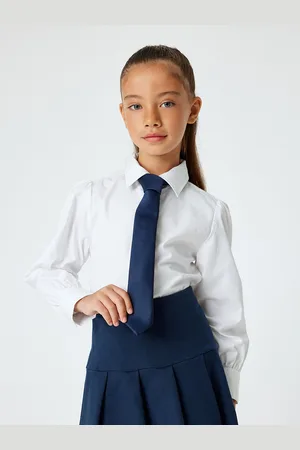 Koton Girls Cutaway Collar Solid Cotton Casual Shirt