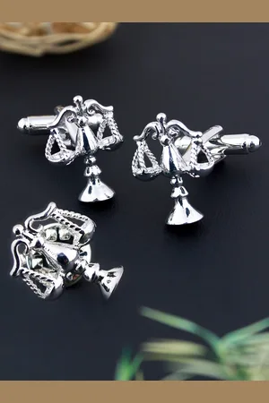 PELUCHE Men Silver-Toned Accessory Gift Set