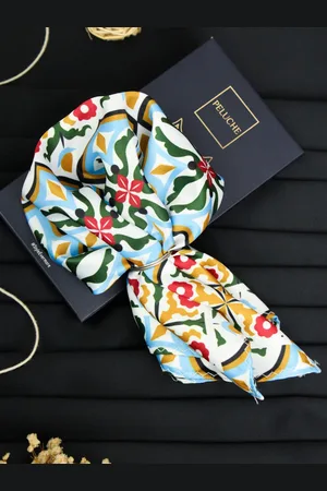 PELUCHE Printed Pocket Squares