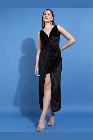 Golden Kite Women Solid Velvet Maxi Dress