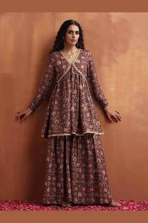 trueBrowns Floral Printed Empire Gotta Patti V-Neck A-Line Kurti With Sharara