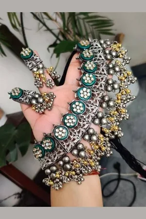 The Pari Silver Plated Oxidised Beaded Oxidised Jewellery Set