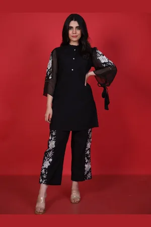 AUTUMN LANE Women Embroidered Tunic & Trouser Co-Ords