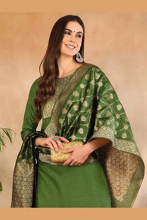 Ahika Women Green Kurta with Trousers & With Dupatta
