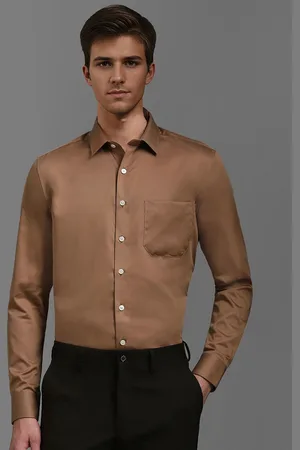 Louis Philippe Men Spread Collar Solid Cotton Slim Fit Formal Shirt
