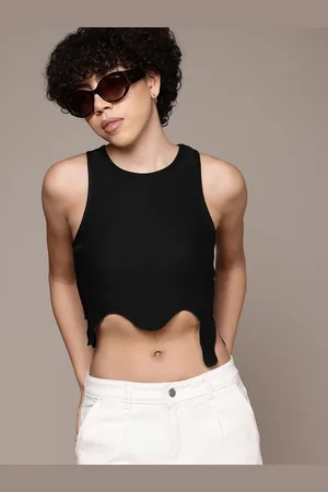 Roadster The Lifestyle Co. Round Neck Fitted Top