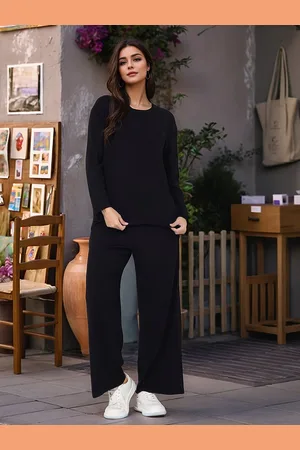 DressBerry Women Round Neck Long Sleeves T-Shirt With Trousers Co-Ords Set