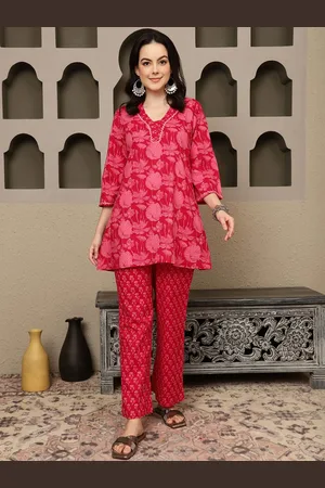 Sangria Printed Pure Cotton Three Quarter Sleeve Tunic With Trouser