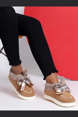 CASSIEY Women Round Toe Slip-On Sneakers