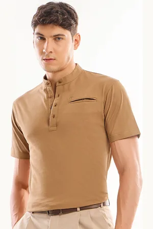 Beyoung Men Solid Mandarin Collar Cotton T-shirt
