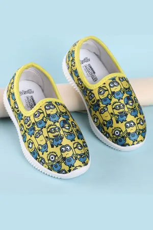 Kidsville Girls Minions Printed Slip On Casual Shoes