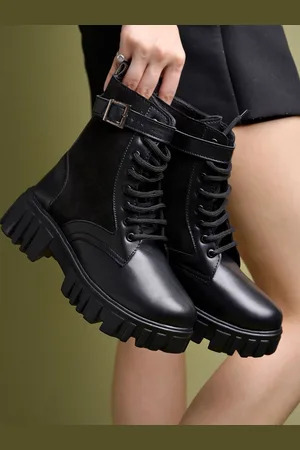 Shoetopia Women Textured Round Toe Casual Regular Boots