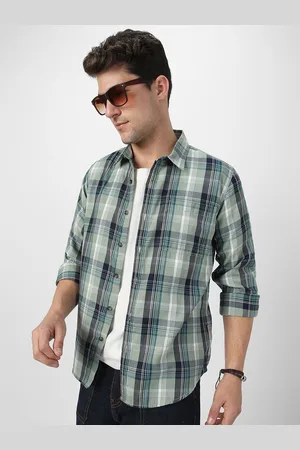 URBANO Men Spread Collar Checked Cotton Casual Shirt
