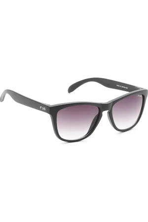 Idee Men Oval Sunglasses with UV Protected Lens IRS1219C1SG