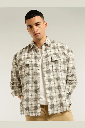 Beyoung Men Spread Collar Abstract Printed Cotton Relaxed Fit Casual Shirt
