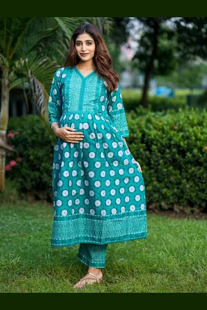 Aujjessa Floral Printed Regular Pure Cotton Anarkali Maternity Kurta with Trousers