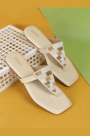 Metro Women Embellished Open Toe Flats with Bows
