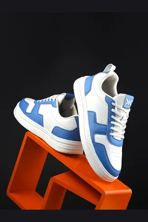 Killer Men Colourblocked Lace-Up Sneakers