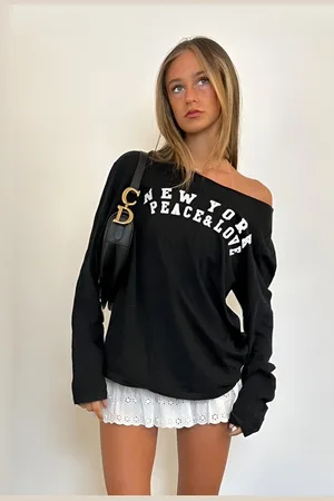LULU & SKY Women Extended Sleeves Applique T-shirt