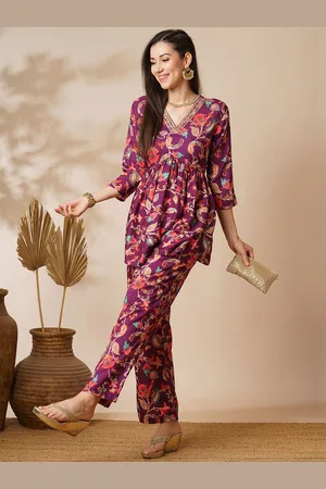 Globus Burgundy Embroidered Jaal Print Tassel Detailing A-Line Tunic & Pant