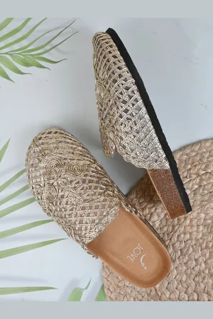Jove Women Woven Design Mules Flats