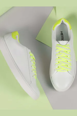 Metro Women Lace-Ups Sneakers