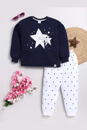 Moms Love Girls Graphic Printed Full Sleeves T-shirt With Joggers