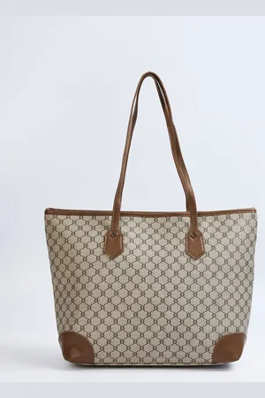 Max Collection Women Textured Swagger Handheld Bag