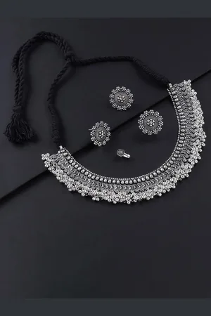 The Pari Silver-Plated Oxidised Jewellery Set