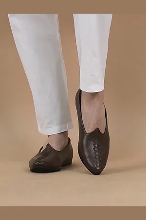 FAUSTO Men Textured Slip On Lightweight Mojaris