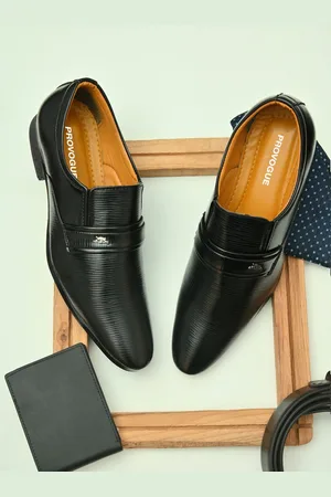 Provogue Men Textured Formal Slip-On Shoes