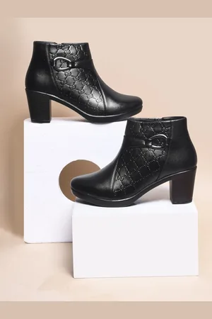 TRY ME Women Block-Heeled Textured Regular Boots