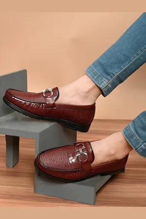 San Frissco Men Burgundy Animal Textured Lightweight Loafers