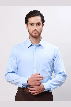 Park Avenue Men Spread Collar Solid Cotton Formal Shirt