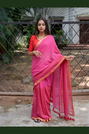 Suta Pink & Gold-Toned Colourblocked Zari Saree