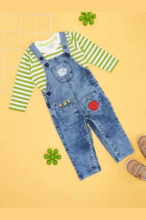 Pantaloons Printed Shoulder Straps Neck Sleeveless Cotton Dungaree With T-Shirt