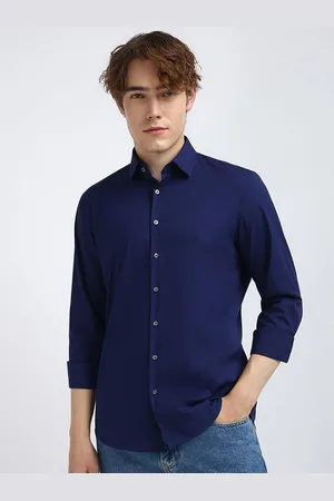 Calvin Klein Men Spread Collar Solid Cotton Slim Fit Casual Shirt