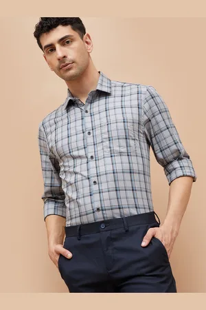 Lifestyle Men Cutaway Collar Tartan Checked Cotton Semiformal Shirt