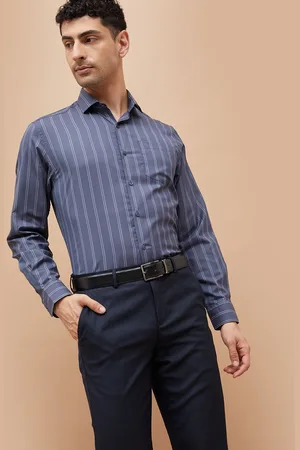 Lifestyle Men Cutaway Collar Vertical Striped Cotton Formal Shirt