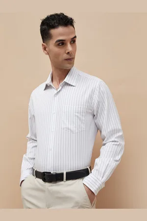 Lifestyle Men Cutaway Collar Vertical Striped Cotton Formal Shirt