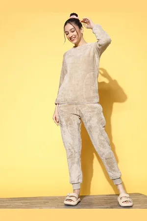 Sweet Dreams Women Round Neck Tracksuits