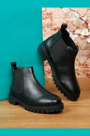 Flat n Heels Women Mid-Top Chelsea Boots