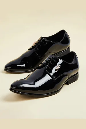 Lifestyle Men Solid Derbys