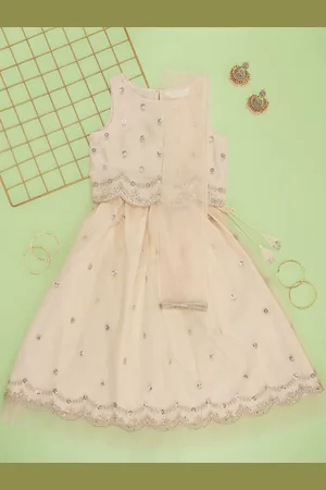 Pantaloons Girls Embroidered Ready to Wear Lehenga & Blouse With Dupatta