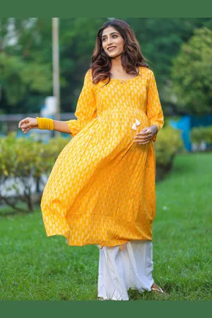 Aujjessa Ethnic Motifs Printed Pure Cotton Maternity Anarkali Kurta