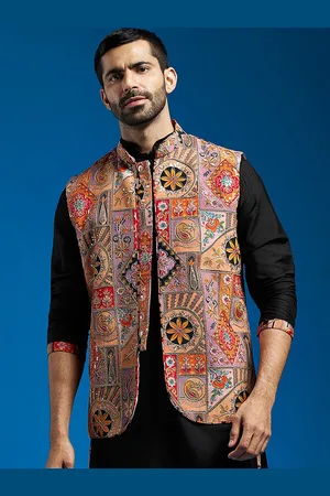 Vastramay Men Embroidered Nehru Jacket