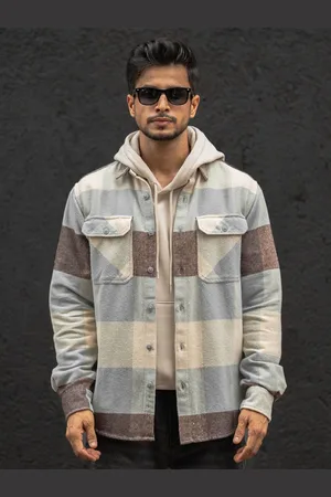 Powerlook Men Spread Collar Checked Cotton Casual Shirt