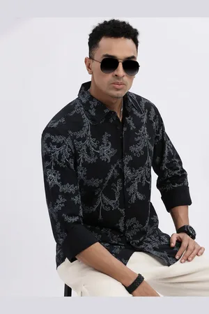 SHOWOFF Men Standard Spread Collar Floral Printed Cotton Slim Fit Casual Shirt