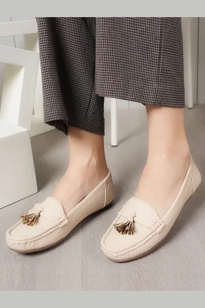 DressBerry Women Slip-On Solid Loafers